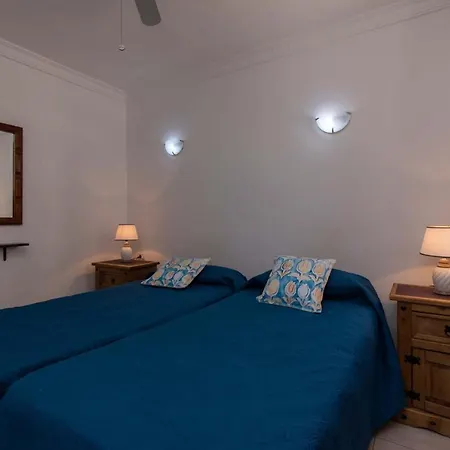Victoria Court I 111 - One Bed With Sea And Pool Views Apartament