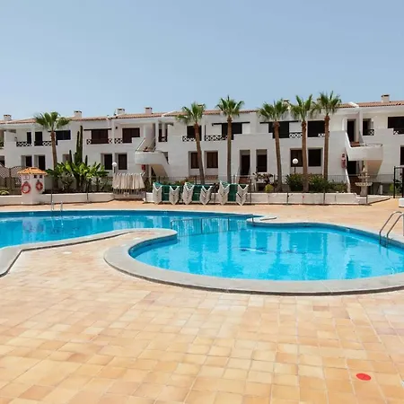 Victoria Court I 111 - One Bed With Sea And Pool Views * Los Cristianos (Tenerife)