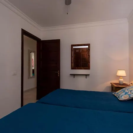 Victoria Court I 111 - One Bed With Sea And Pool Views Apartament *